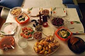 Christmas just wouldn't be the same without your favorite christmas food traditions on the table the traditional irish christmas day meal typically includes turkey, ham, roasted veggies and stuffing. Christmas Food Traditions Around The World Fluent In 3 Months