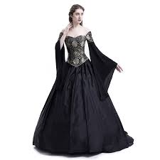 Of course, whilst a black wedding dress is the perfect choice for a spooky celebration these gorgeous gowns aren't just for goths or all hallow's eve affairs! Gothic Wedding Dresses You Ll Love In 2021 Visualhunt