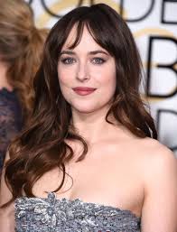 20 Easy Ways To Wear Long Hair Dakota Johnson Hair Bangs With Medium Hair Medium Hair Styles