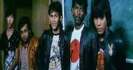 .gila gila remaja 2 climax hairul azreen hanis kamal bakar faralyna idris shaswin raj, kl menjerit 2002 youtube, kaza memburu impian, kabus telemovie, bukan salah kami by dark wave pictures, telemovie orang kasar eman manan jalaludin hassan, bilut movie 2006 part 1. Gila Gila Remaja