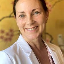 MARY ARNOLD, LAC, DAOM