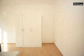 5 bedroom apartments for rent near me. Rooms For Rent In 5 Bedroom Apartment In Kreuzberg Berlin Ref 153369 Spotahome