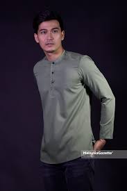 Baju raya 2021 collections will launch xx/xx/2021 shop: Kurta Cindai Jadi Pilihan Lelaki