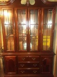Our kitchen & dining room furniture category offers a great selection of china cabinets and more. Thomasville China Cabinet Cherry Hutch Traditional Ebay
