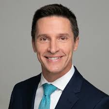 Dave Valle's Instagram, Twitter & Facebook