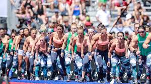 In addition to that, a further 2 men, and 2 women will have one more chance to qualify for the finals at the last chance qualifier event. Semifinals Crossfit Games