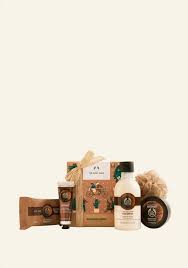 Free shipping on orders over $25 shipped by amazon. Hand Cracked Coconut Little Geschenkbox The Body Shop
