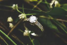 Amazing Wedding Ring Shots In No Time At All In 2020 Amazing Wedding Rings Cool Wedding Rings Rustic Engagement Rings