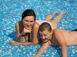 Acestea pot fi utilizate pentru achizitia de vacante in romania, in agentiile paralela 45, sau online (link de plata) concomitent cu tichetele de vacanta in format tiparit. Vacanta In Bulgaria Home Facebook