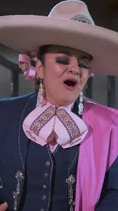 Mi gente bonita estoy súper contenta de presentarles mi nuevo sencillo  mañana es el gran día 🙌🏻👌🎥🎬🎤🤩 en mi canal de Youtube Sandra Y.  Guevara suscríbanse allá los espero mañana 💪🏼🙏🏼🙌🏻!!!! , ...