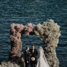 Choosing the right jewelry and accessories with your halter top wedding dress How Weddings Changed Over The Last Decade And What S Next For 2020 Vogue
