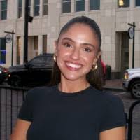 Lindsay Ferrell's Instagram, Twitter & Facebook