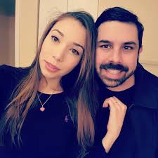 The first season starts off fresh, showcasing a group of couples who are still together to this day. 90 Day Fiance Couples Now Who S Still Married In 2020