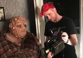 They will have to fight for their lives against things they never have seen before, even in the darkest. Bartosz M Kowalski Director Of Nobody Sleeps In The Woods Tonight Cineuropa