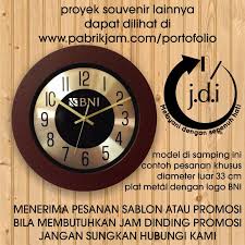 Gambar jam yang tidak ada jarumnya. Jam Dinding Rolens Diameter 30 Cm List Simpul Tali Chrome Shopee Indonesia