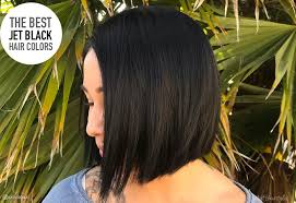 It includes moisturizing aloe vera, along with colors derived from walnut shells, rhubarb, and other herbal sources. 14 Fantastic Jet Black Hair Color Ideas For Every Skin Tone