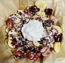 Image result for tbn:U9-jjCeq6c4_NM::image.mabulle.com/l/lo/loonie.mabulle.com/crepes.png