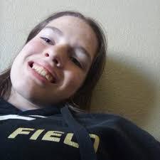 Amanda Mefford's Instagram, Twitter & Facebook