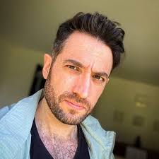 Ali Walker (@thealiwalker) • Threads, Say more