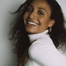 Bruna Rezende (@bruburezende) • Threads, Say more