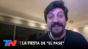 Diego Mujica, cantante de Tambó Tambó, en LA FIESTA DE "EL PASE"