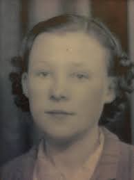 Combining childhood pet photos into a heartfelt gift for parents