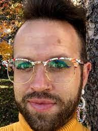 Allen Hakes's Instagram, Twitter & Facebook