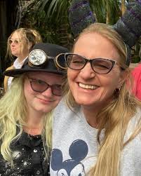 Truely Brown Shocks Fans with New Look: See PICS