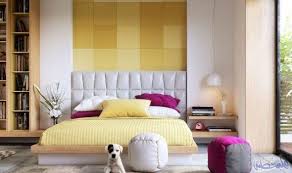 لمسات جريئة باللون الأصفر لديكور غرفة نوم مميز Elegant Bedroom Modern Bedroom Design Luxurious Bedrooms