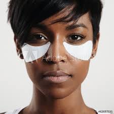 Résultat de recherche d'images pour "white girl black eye"