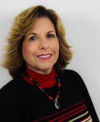 It's with deep sadness, I share the sudden passing of my dear friend Ellen  Porter Assante. She passed away early Sunday, February 27, 2022 after  learning she was terminally ill with colon