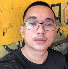 🐦 The Kiwi's Incredible Egg: Nature's Most Extreme Pregnancy Deep in the  misty forests of New Zealand lives a bird like no other—the kiwi. It breaks  almost every rule of what we