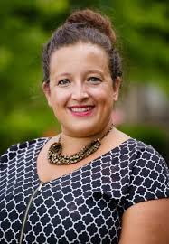 Cassie Mcclellan's Instagram, Twitter & Facebook