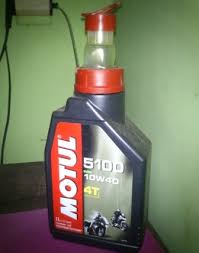 In this video we will compare the motul 7100 with shell advance ultra where both are fully shell advance 4t ax7 10w40 how well engine oil protects the engine? Pengalaman Menggunakan Oli Shell Advance Ax7 Di Vixion Jagatotomotif