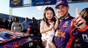 301 laps (318.46 miles / 512.51 kilometers). New Hampshire Thumbs Up Thumbs Down Consistency Potholes And Ostraconophobia Official Site Of Nascar