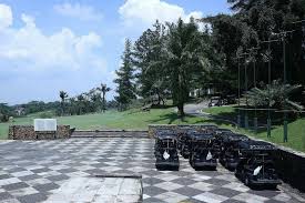 No 8 jalan pekeliling padang golf, tanah rata, cameron highlands, brinchang, pahang. Batu Jimbar Restoran Utama Di Sentul Highland Golf Sebagai Lifestyle Masa Kini