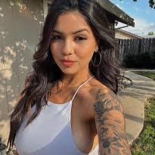 Amanda Turk's Instagram, Twitter & Facebook