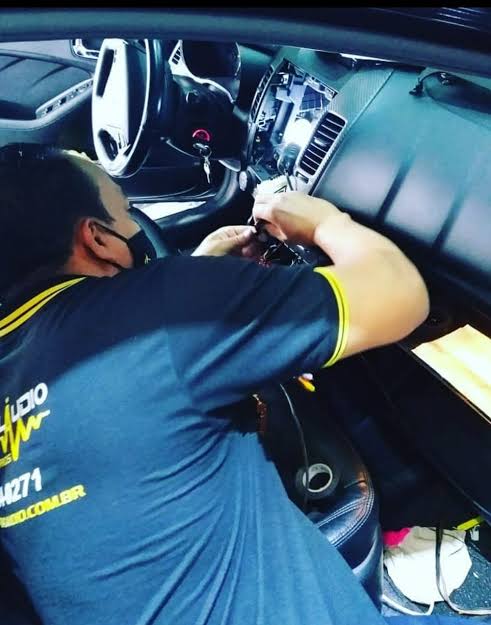 Instalação de Som Automotivo em Guarulhos | Central Áudio