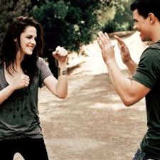 Sudah menjadi satu pengetahuan umum bahawa lelaki dan wanita berbeza. Tiada Istilah Kawan Baik Antara Lelaki Dan Perempuan