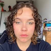 40+ "Anne Gault" profiles