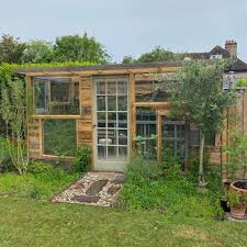 Diy greenhouse made of old windows: Savvy Gardener Creates Her Amazing Diy Greenhouse For Just 60