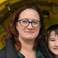 Amber Muehl's Instagram, Twitter & Facebook