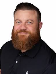 2122 Colonial Way, Oak Harbor, WA 98277