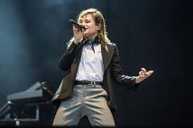 Christine The Queens Returns To Top Five Of Album Chart In