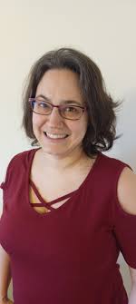 Sarah Peloquin's Instagram, Twitter & Facebook