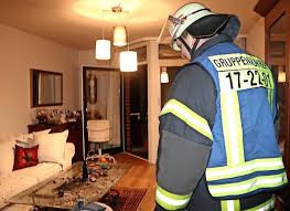 Анатан «ana» фам топиас «topson» таавитсайнен себастьян «ceb» дебс йессе «jerax» вайникка йохан «n0tail» сундштайн (капитан). Unsere Einsatze Feuerwehr Wohltorf