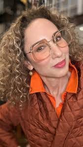 Amy Esteban's Instagram, Twitter & Facebook