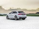 AUDI-Q8