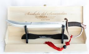 Available in silver or bronze. Yeseatis Champagne Sabre For Sommelier With Wooden Display Case Bronze Handle 2 Decorative Ribbons Included Amazon De Kuche Haushalt