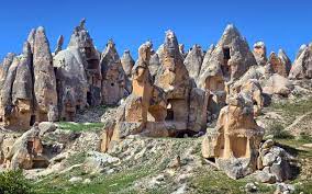 Kapadocja jest jednym z cudów przyrodniczych i jednym z najbardziej niezwykłych rejonów w turcji. Turcja Kapadocja Magazyn Swiat Podroze Kultura